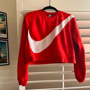 Nike cropped sweatshirt 
Women’s size M
